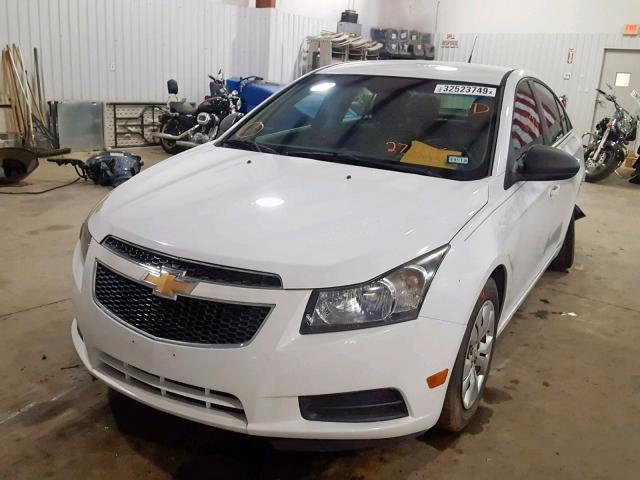 1G1PC5SH2C7275945 - 2012 CHEVROLET CRUZE LS WHITE photo 2