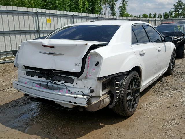 2C3CCAAG4CH273677 - 2012 CHRYSLER 300 WHITE photo 4