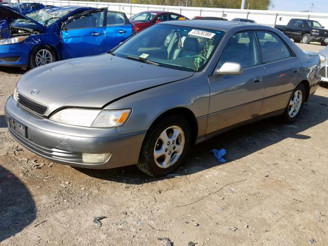 JT8BF28G4X5053154 - 1999 LEXUS ES 300 GRAY photo 2