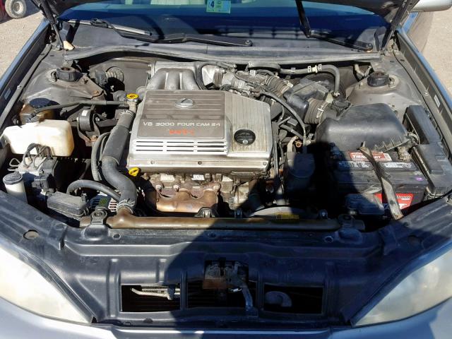 JT8BF28G4X5053154 - 1999 LEXUS ES 300 GRAY photo 7