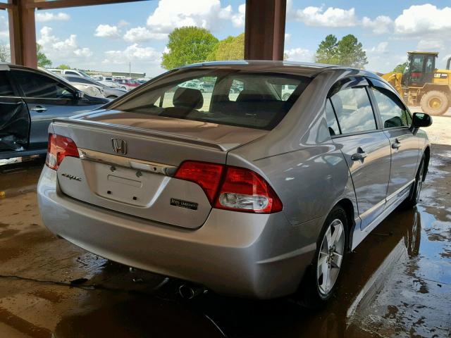19XFA1F68AE033040 - 2010 HONDA CIVIC LX-S Արծաթագույն լուսանկար 4