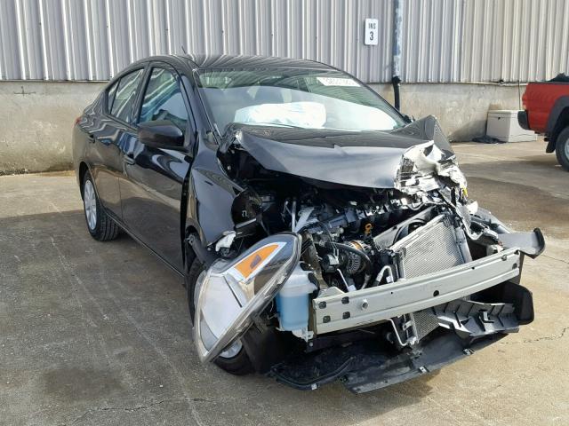 3N1CN7AP3KL813036 - 2019 NISSAN VERSA S BLACK photo 1