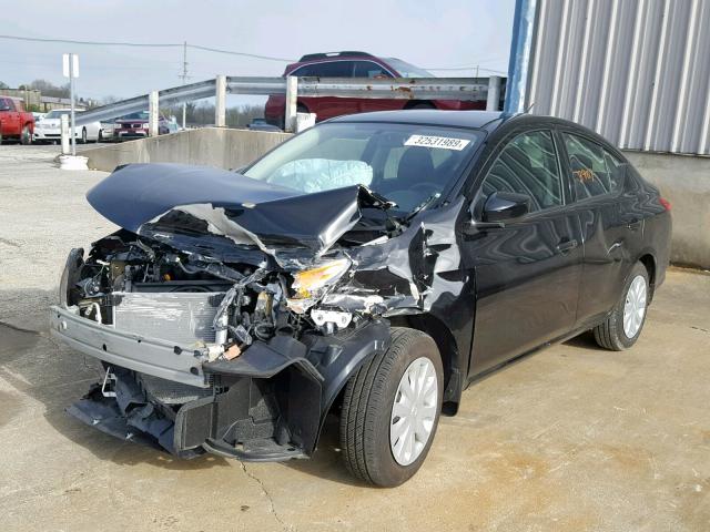3N1CN7AP3KL813036 - 2019 NISSAN VERSA S BLACK photo 2