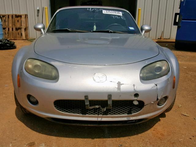 JM1NC25F260116542 - 2006 MAZDA MX-5 MIATA SILVER photo 9