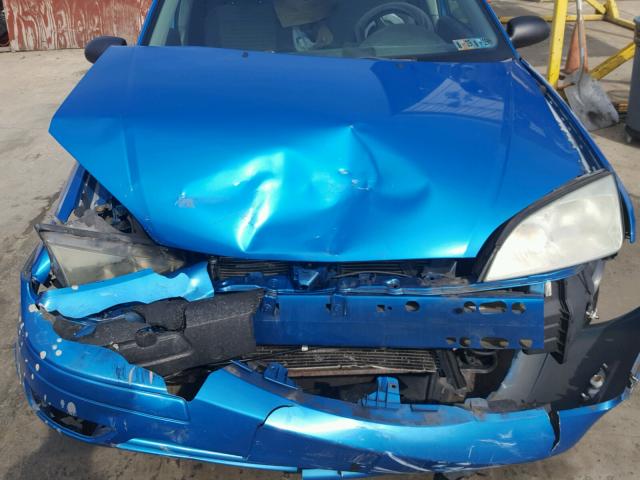 1FAHP34NX7W114560 - 2007 FORD FOCUS ZX4 BLUE photo 7