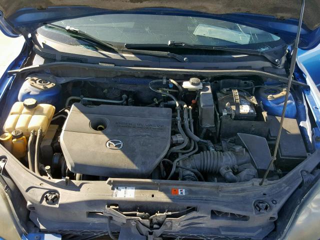 JM1BK343461406679 - 2006 MAZDA 3 HATCHBAC BLUE photo 7