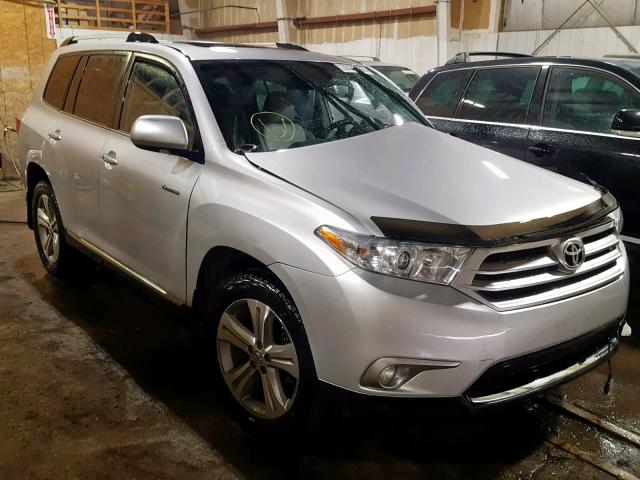 5TDDK3EH2DS196537 - 2013 TOYOTA HIGHLANDER SILVER photo 1