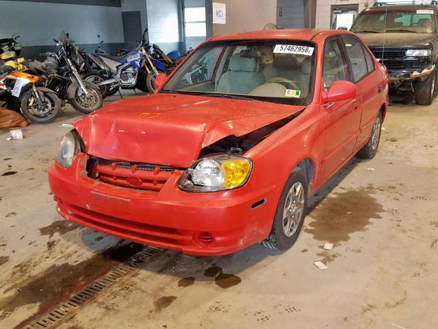 KMHCG45C05U641907 - 2005 HYUNDAI ACCENT GL RED photo 2