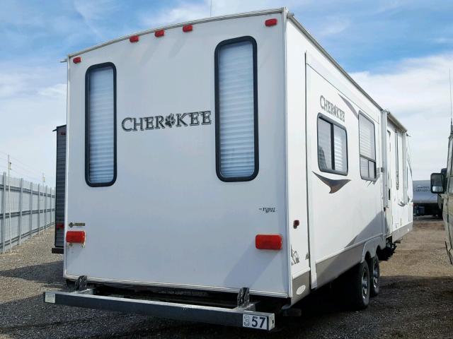 4X4TCKF20BX112214 - 2011 WILDWOOD CHEROKEE WHITE photo 4