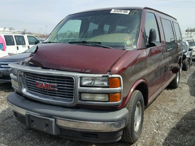 1GDFG15M921181907 - 2002 GMC SAVANA RV MAROON photo 2