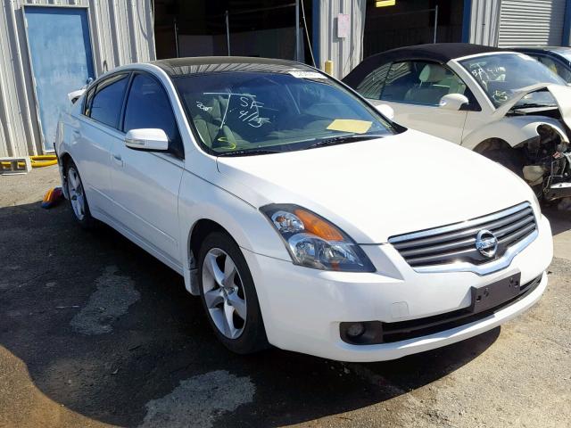 1N4BL21E48C152496 - 2008 NISSAN ALTIMA 3.5 WHITE photo 1