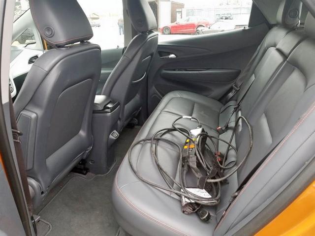 1G1FX6S08H4128893 - 2017 CHEVROLET BOLT EV PR ORANGE photo 8