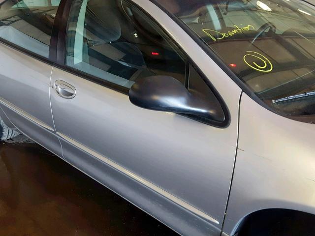 2B3HD46R12H112052 - 2002 DODGE INTREPID S 银色 照片 9