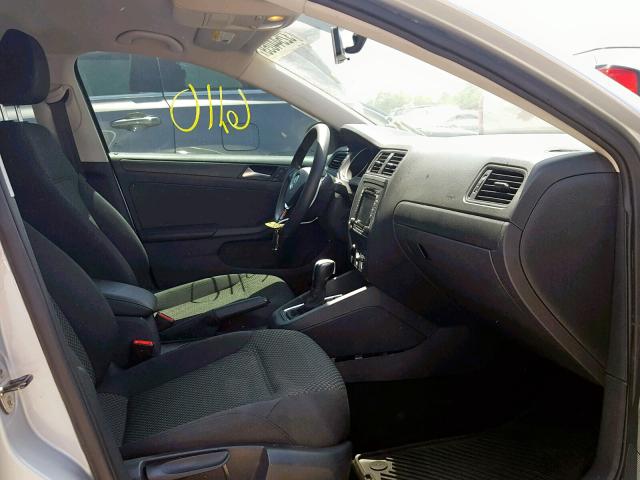 3VW2K7AJ5FM287339 - 2015 VOLKSWAGEN JETTA BASE SILVER photo 5