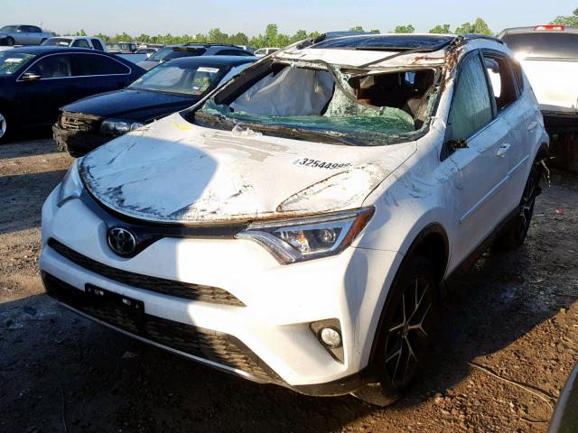 JTMNFREV8HD106567 - 2017 TOYOTA RAV4 SE WHITE photo 2