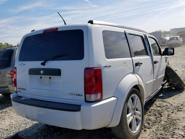 1D4PU4GX9BW587394 - 2011 DODGE NITRO HEAT WHITE photo 4