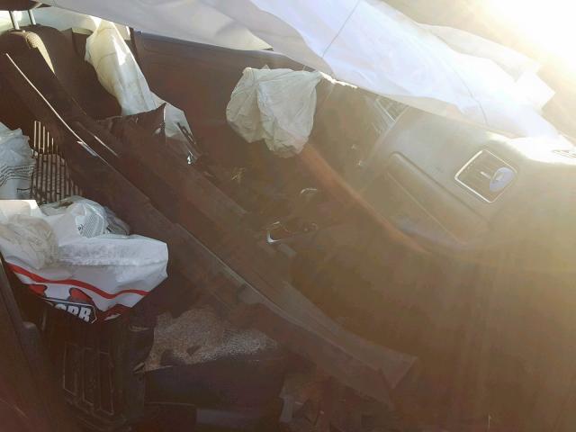 3VW2K7AJ7EM311476 - 2014 VOLKSWAGEN JETTA BASE BLACK photo 5