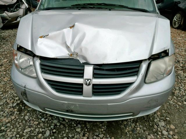 1D4GP45R57B182871 - 2007 DODGE CARAVAN SX SILVER photo 9