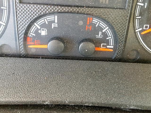 3C6TRVNG1HE550565 - 2017 RAM PROMASTER WHITE photo 8