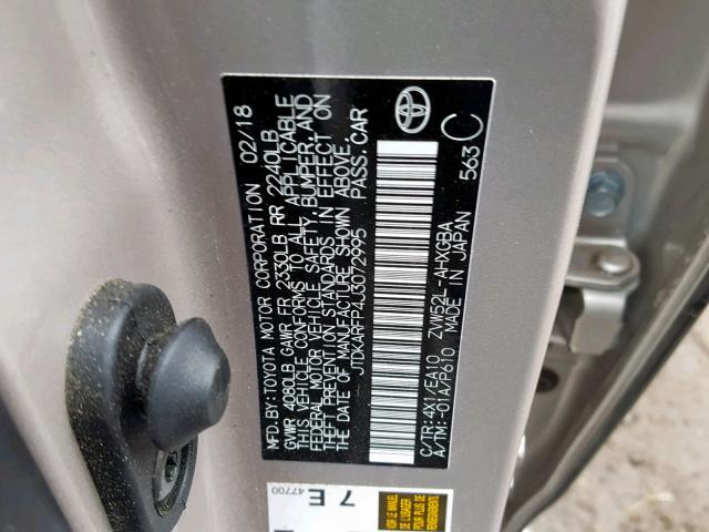 JTDKARFP4J3072995 - 2018 TOYOTA PRIUS PRIM 银色 照片 10