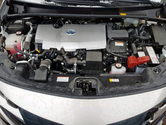 JTDKARFP4J3072995 - 2018 TOYOTA PRIUS PRIM 银色 照片 7