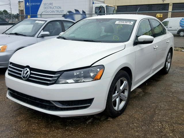 1VWBS7A37EC079786 - 2014 VOLKSWAGEN PASSAT SE WHITE photo 2