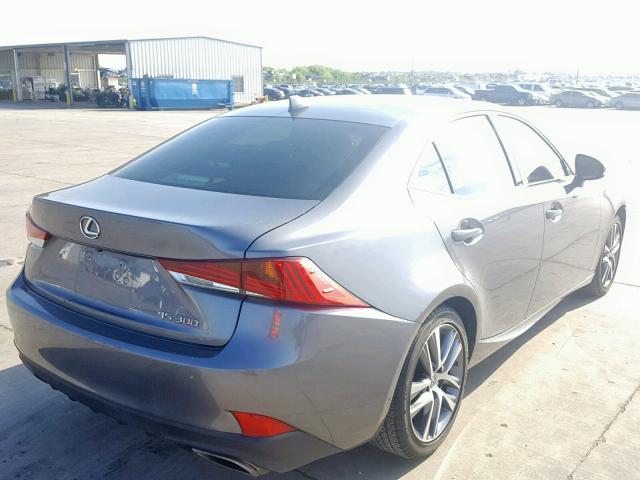 JTHBA1D21J5073503 - 2018 LEXUS IS 300 GRAY photo 4