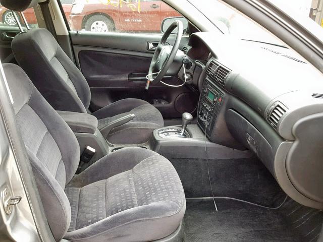 WVWMD63BX3P093143 - 2003 VOLKSWAGEN PASSAT GL GRAY photo 5