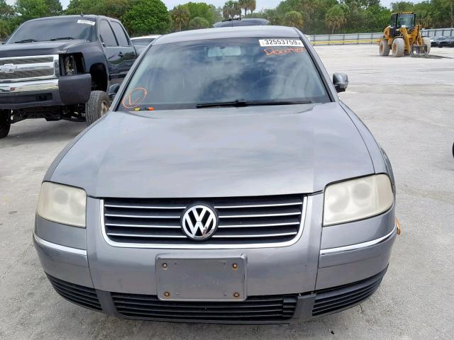 WVWMD63BX3P093143 - 2003 VOLKSWAGEN PASSAT GL GRAY photo 9