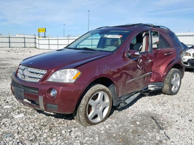 4JGBB72E48A354335 - 2008 MERCEDES-BENZ ML 550 MAROON photo 2