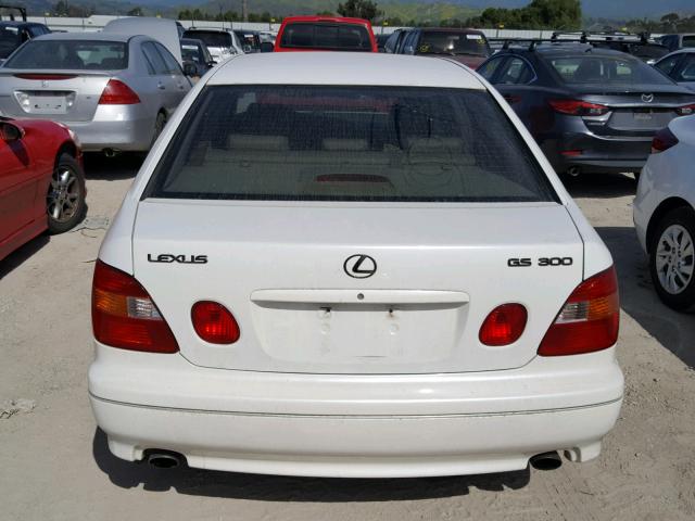 JT8BD68S5Y0101597 - 2000 LEXUS GS 300 WHITE photo 9