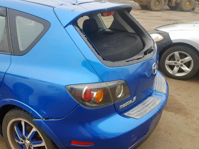 JM1BK143141112819 - 2004 MAZDA 3 HATCHBAC BLUE photo 9