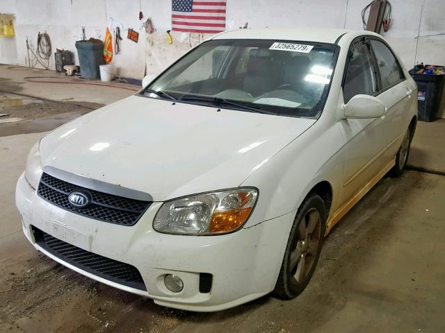 KNAFE121175007069 - 2007 KIA SPECTRA EX WHITE photo 2