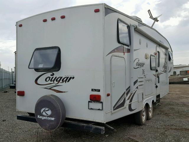 4YDF27S26B2502849 - 2011 KEYSTONE COUGAR WHITE photo 4