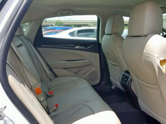 1G4ZP5SSXJU131991 - 2018 BUICK LACROSSE E WHITE photo 6