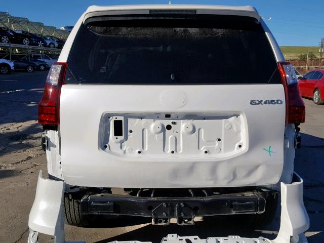 JTJBM7FX8J5198872 - 2018 LEXUS GX WHITE photo 9