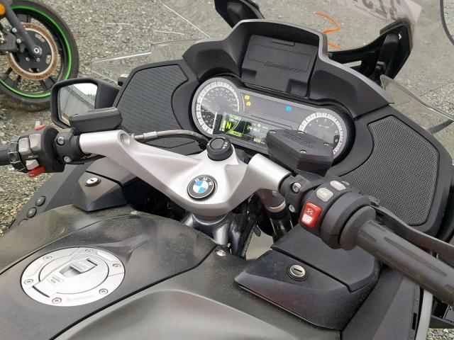 WB10A1301FZ191783 - 2015 BMW R1200 RT SILVER photo 5