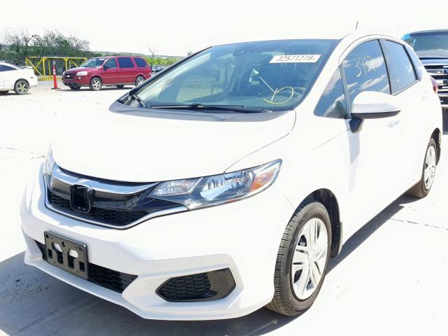 3HGGK5H58KM701070 - 2019 HONDA FIT LX WHITE photo 2