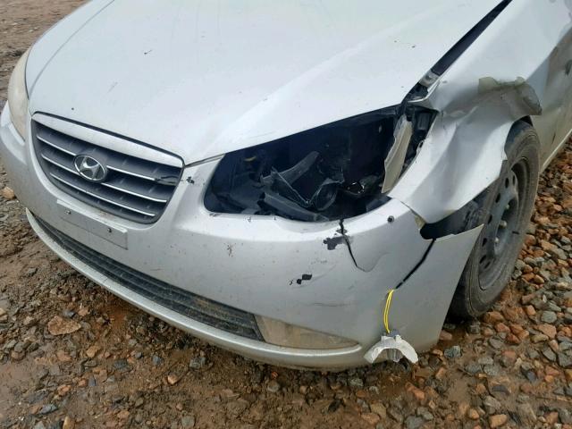 KMHDU46D27U142310 - 2007 HYUNDAI ELANTRA GL SILVER photo 9