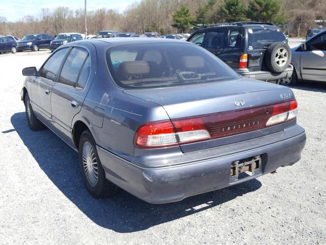 JNKCA21A5WT619387 - 1998 INFINITI I30 BLUE photo 3