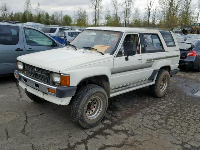 JT4RN62D1G0090541 - 1986 TOYOTA 4RUNNER RN WHITE photo 2