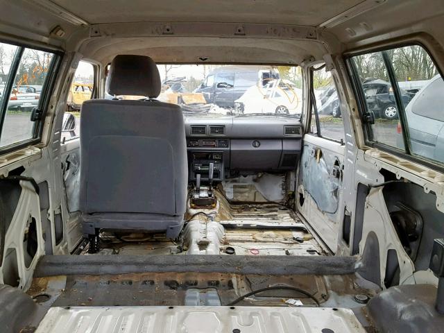 JT4RN62D1G0090541 - 1986 TOYOTA 4RUNNER RN WHITE photo 9