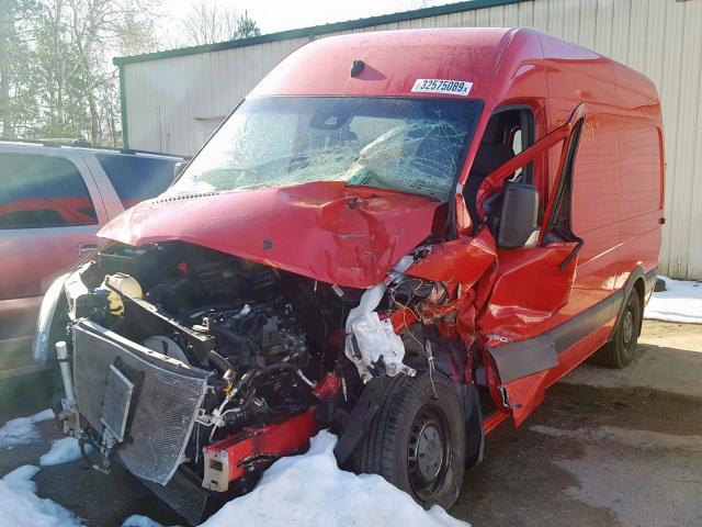 WD3PE7DC8E5936899 - 2014 MERCEDES-BENZ SPRINTER 2 RED photo 2