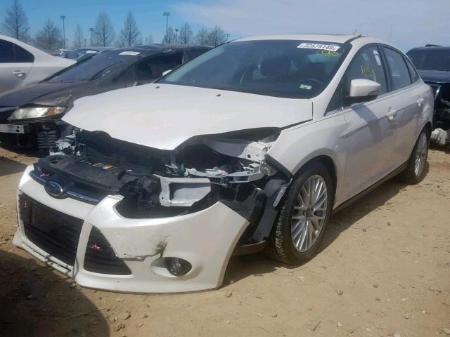 1FADP3J27EL373286 - 2014 FORD FOCUS TITA WHITE photo 2