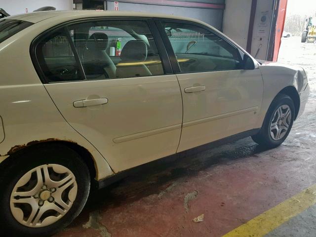 1G1ZS51F36F133089 - 2006 CHEVROLET MALIBU LS WHITE photo 9