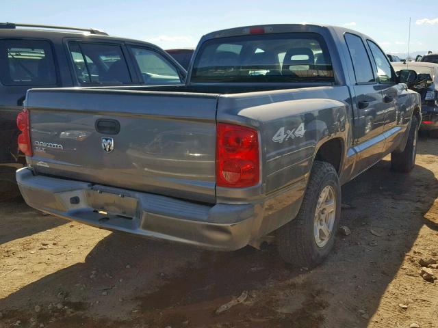 1D7HW48KX5S306137 - 2005 DODGE DAKOTA QUA GRAY photo 4