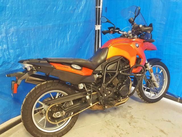 WB1022800BZW91441 - 2011 BMW F650 GS ORANGE photo 4