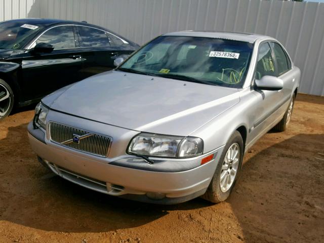 YV1TS90D511207441 - 2001 VOLVO S80 T6 SILVER photo 2