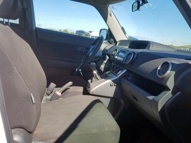 JTLKE50E881037391 - 2008 TOYOTA SCION XB 白色 照片 5