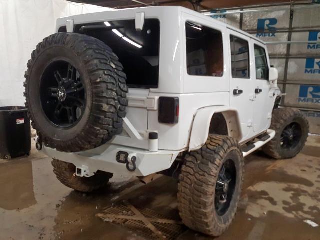 1C4BJWEG0FL589055 - 2015 JEEP WRANGLER UNLIMITED SAHARA  photo 4